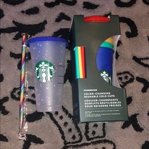 Starbucks 🌈 color changing cups and confet…